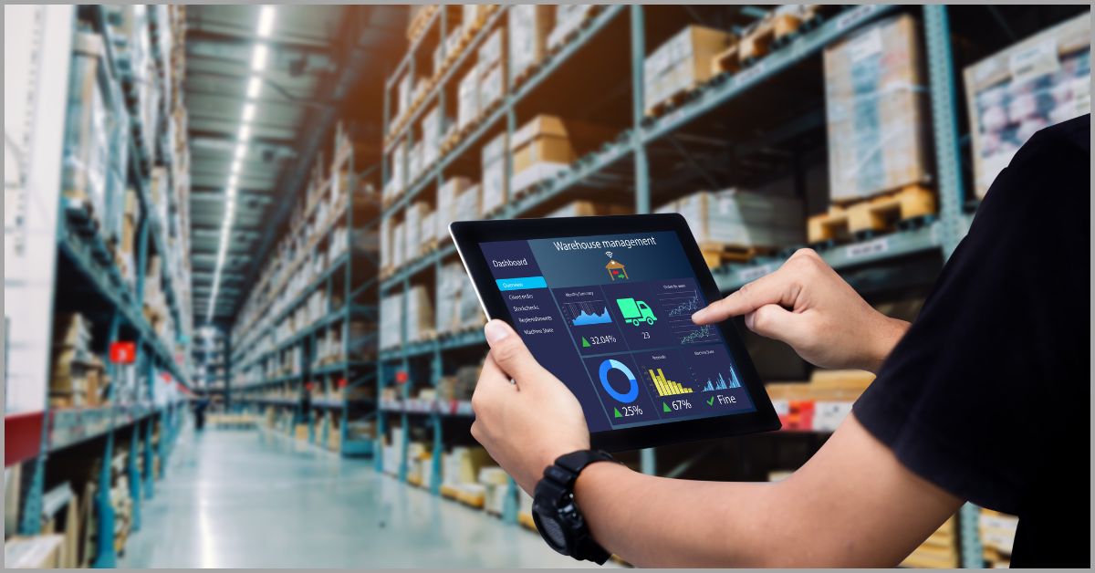 Essential warehouse management software features to know